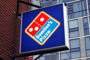 dominos-pizza-sign