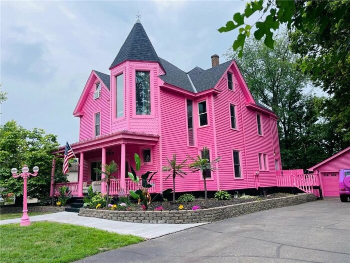 A Real Life Barbie Dreamhouse Is For Sale (See Inside)